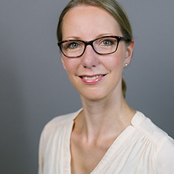Dr.  Lisa Inken Pemmer